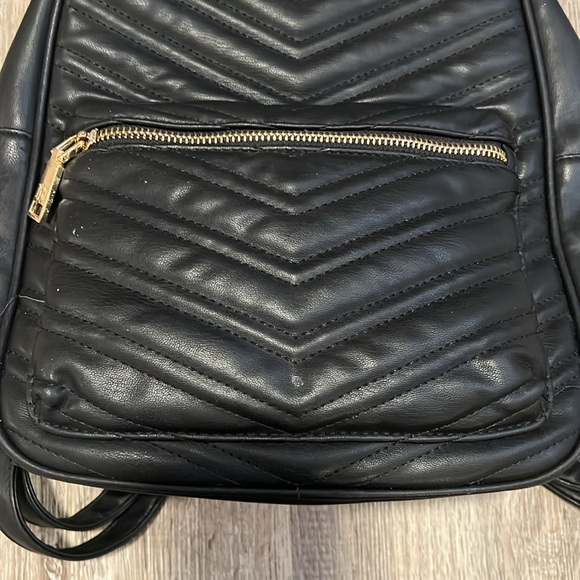Badgley Mischka Faux Leather Back Pack - Picture 3 of 12